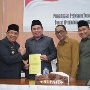 Bupati Sumbawa Sampaikan Penjelaskan Perubahan KUA-PPAS Tahun Anggaran 2024