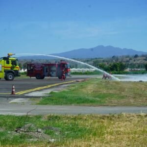 Bandara Sumbawa Simulasi PKD Keamanan dan Keselamatan Penerbangan
