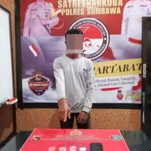 Polisi Ringkus Terduga Pelaku Narkoba di Pantai Jempol