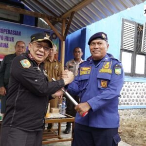 Bupati Resmikan Pos Damkartan Moyo Hilir