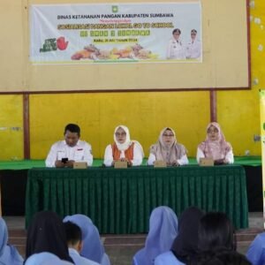 Wabup Sumbawa Sosialisasikan Pangan Lokal Go To School
