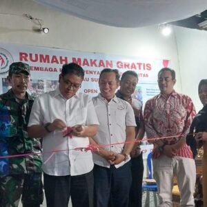 Buka Rumah Makan Gratis Disabilitas, Sekda Sumbawa Beri Dukungan Penuh