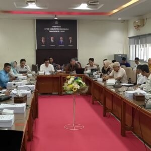 Banggar DPRD Sumbawa Bahas dan Singkronkan Ranperda Perubahan APBD 2024