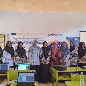 TIM PKM DOSEN FKIP UNSA KOLABORASI DENGAN STKIP TAMAN SISWA BIMA BERI PELATIHAN PENINGKATAN KOMPETENSI PEDAGOGIK GURU DI SDN PENYARING