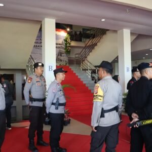 Kerahkan Ratusan Personel, Polres Sumbawa Sukses Amankan Pelantikan Anggota DPRD