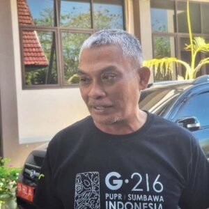 Sekretaris Dinas PUPR Sumbawa, Iyang Syahruddin