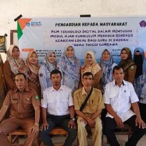 Tim PKM FKIP UNSA Latih Penyusunan Modul Ajar Kurikulum Merdeka Berbasis Kearifan Lokal di SMPN 4 Satap Moyo Hulu