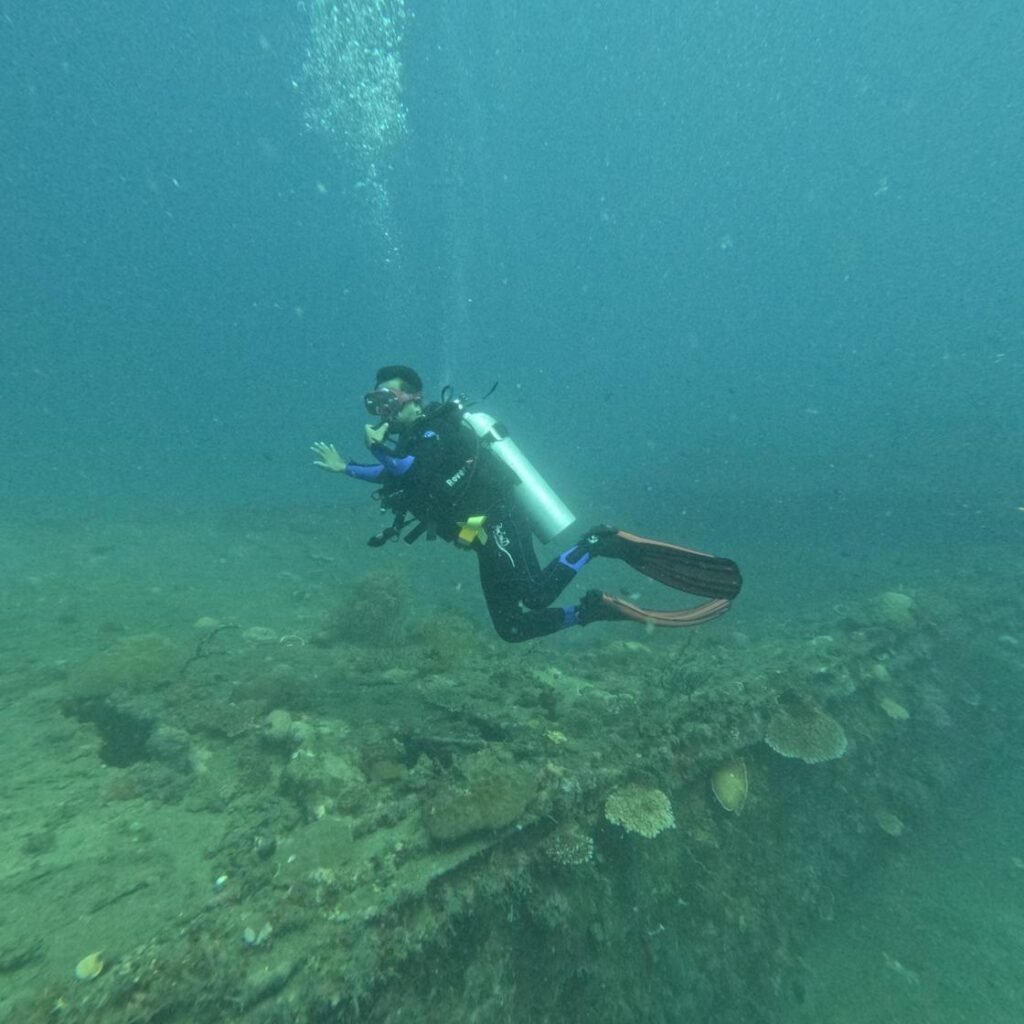 Kapal Perang Karam Jadi Obyek Wisata Selam di Sumbawa