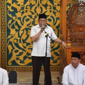 Bupati Sumbawa Ajak Lestarikan Adat