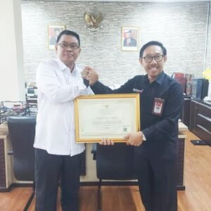 Berhasil Terapkan Sistem Merit dalam Pengisian JPT, Kabupaten Sumbawa Dapat Piagam Penghargaan dari KASN