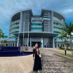 Berkat Beasiswa NTB, Bintang Asal Gerung Lobar Berprestasi dan Terkenal di Malaysia