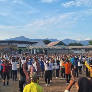 Ribuan Masyarakat 3 Kecamatan Berkumpul di Taman Utan Ikuti Jalan Sehat MO-BJS