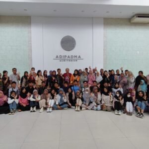 PJ Gubernur Hassanudin Bangkitkan Kembali Harapan Anak NTB dengan Program Beasiswa: L:anjutkan Warisan Zulkieflimansyah