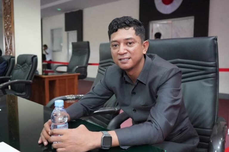 Gahtan Minta Dinas Terkait Lakukan Perawatan Rutin Pepohonan di Pinggir Jalan