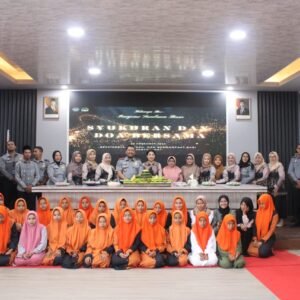 Imigrasi Kelas II TPI Sumbawa Besar Gelar Syukuran dan Doa Bersama Akhiri Tahun 2024