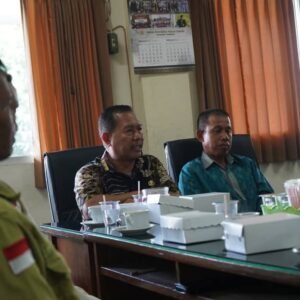 DPRD Bersama Dinas PUPR Bahas Penanganan Jembatan Kayu Madu