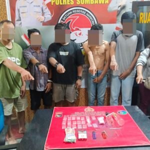 Hendak Transaksi Narkoba, 6 Terduga Pelaku Diamankan ke Polres Sumbawa