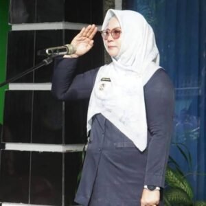 Jadi Inspektur Upacara HAB Depag ke 79, Wabup Sumbawa Ingatkan Kerukunan Beragama