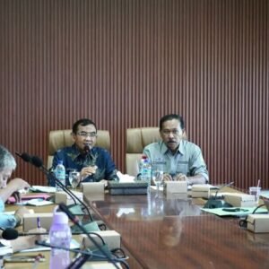 Wabup Sumbawa Ingatkan Retribusi Harus Masuk Kas Daerah