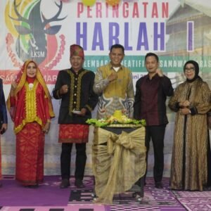 Waka II DPRD Sumbawa Hadiri Harlah Ke-1 LKSM