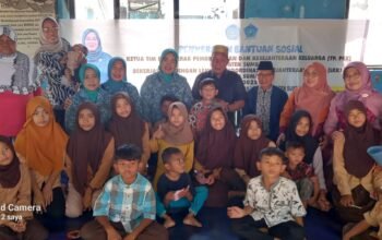 TP PKK Sumbawa Serahkan Bantuan Sosial ke Panti Asuhan Al Mizan Lopok