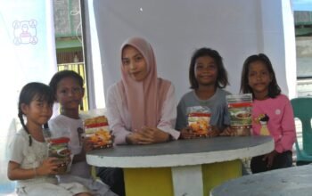 UNSA Memberikan Pelatihan Diversifikasi Ikan Laut Pada Kelompok “Wanita Mandiri” Desa Bajo Medang