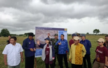 Wamen Stella Tinjau Lokasi Rencana SMA Unggul Garuda di Sumbawa