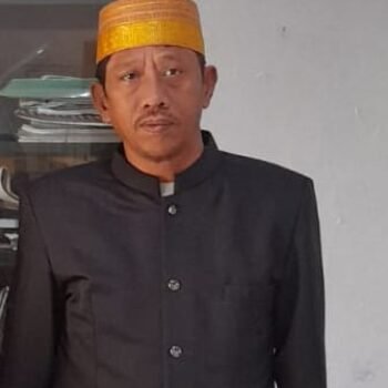 Menenun Indonesia dalam Bingkai Adat Barenti Ko Sara’ Mahakarya dari Taman Toleransi SMPN 2 Labuhan Badas