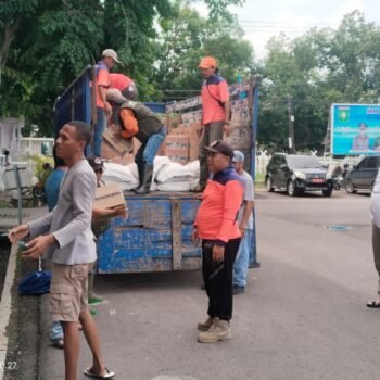 Gerak Cepat, Pemda Kirim Bantuan Logistik untuk Korban Banjir di Empang