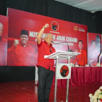 Kejutan di Musancab PDIP Lotim, Rachmat Beri Kode Periode Terakhir Pimpin Partai