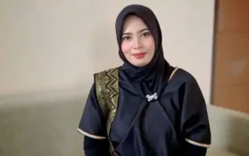 Dian Chandra Pradifta, pemilik Dian Adiva Cosmetic