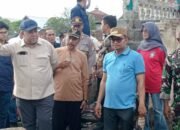 Wamen PKP Serahkan Bantuan untuk Korban Kebakaran Kalimango