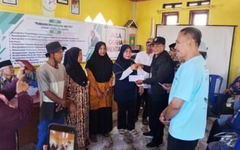 Pensiunan Santuni Korban Kebakaran di Kecamatan Alas 