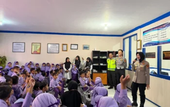 Dikunjungi Siswa Yayasan Al Muhajrin Samawa, Polres Sumbawa Kenalkan Gedung Hingga Edukasi Tertib Berlalu Lintas