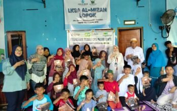Baksos Pegadaian Syariah Pasar Seketeng: Berbagi Keceriaan Bersama Anak Yatim