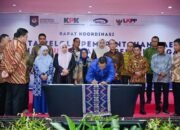Bupati Sumbawa Tanda Tangani Komitmen Tata Kelola untuk Cegah Korupsi