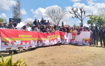 Warga Tolak Tambang Rakyat Ditutup